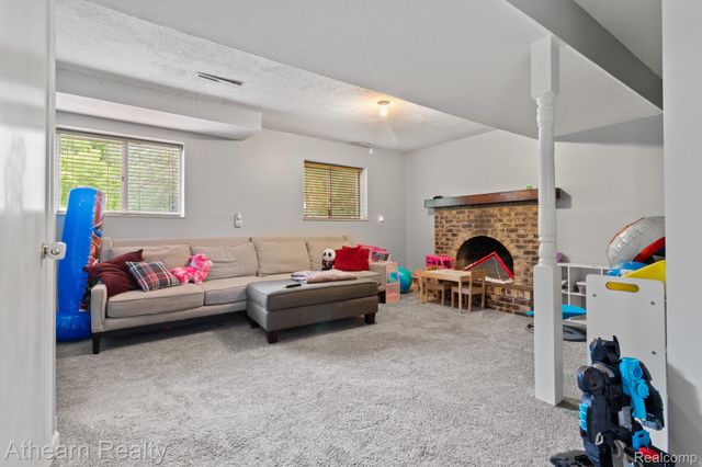7156 Sharp Road, Mundy Township, MI 48473