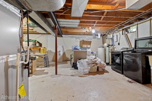 7156 Sharp Road, Mundy Township, MI 48473