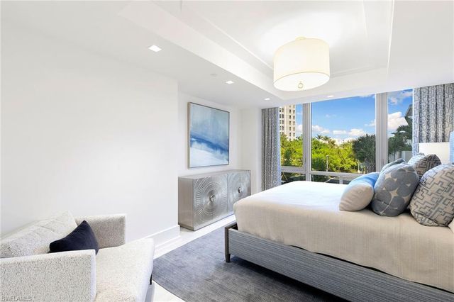 6897 Grenadier BLVD 206, Naples, FL 34108