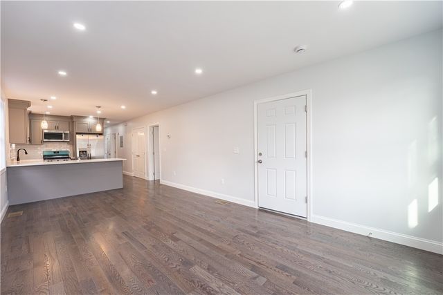 14 Burnside Street, Providence, RI 02905