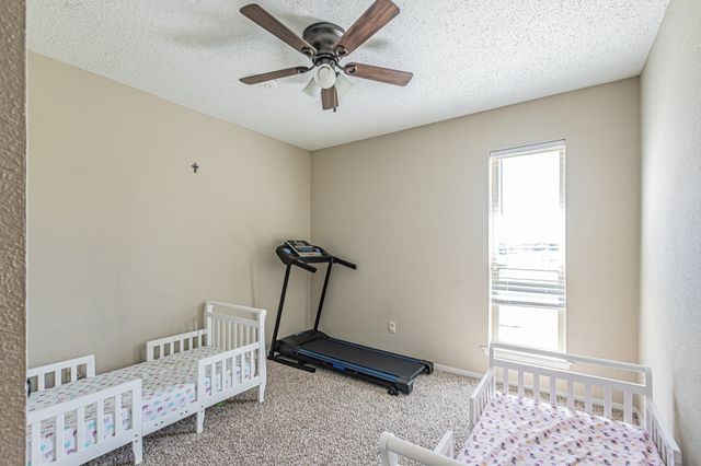 10 E Mountain Creek Drive 25, Grand Prairie, TX 75052