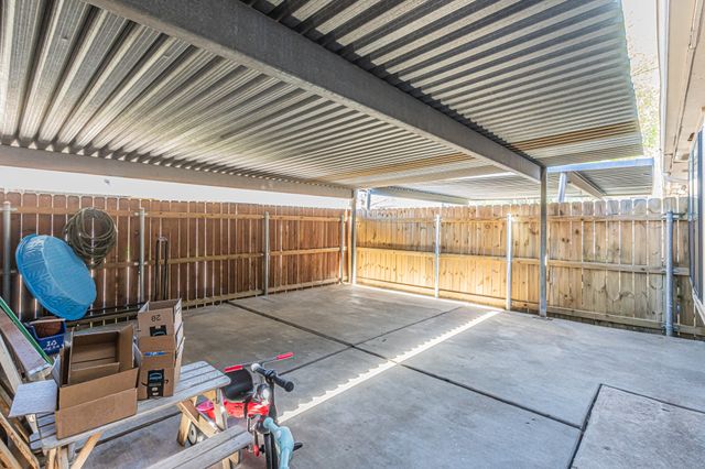 10 E Mountain Creek Drive 25, Grand Prairie, TX 75052