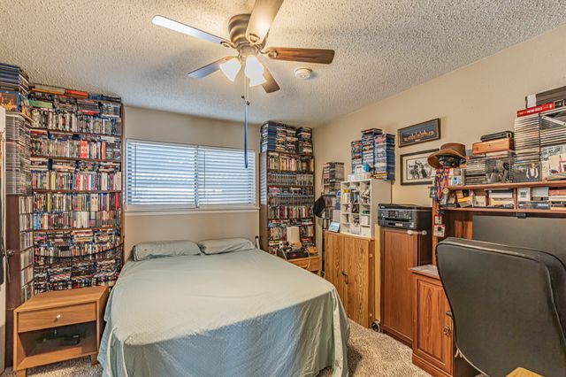 10 E Mountain Creek Drive 25, Grand Prairie, TX 75052