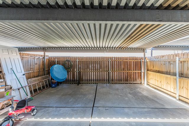 10 E Mountain Creek Drive 25, Grand Prairie, TX 75052