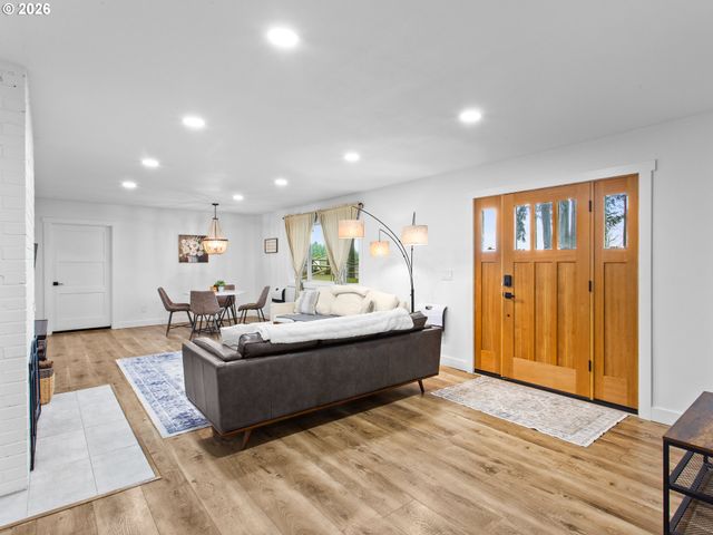 26429 Sw MARKHAVEN St, Sherwood, OR 97140