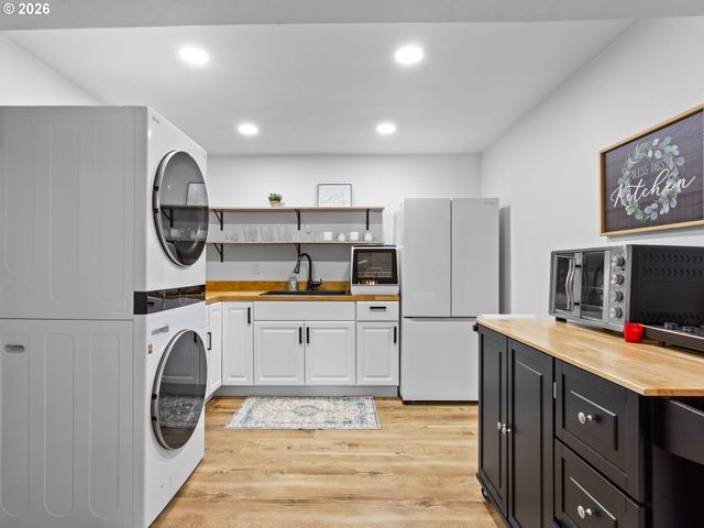 26429 Sw MARKHAVEN St, Sherwood, OR 97140