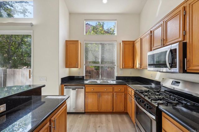 10974 Caminito Arcada, San Diego, CA 92131