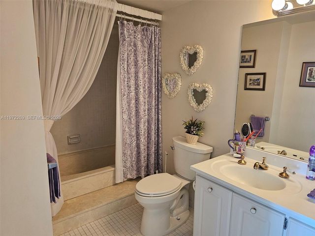 3850 Washington St 516, Hollywood, FL 33021