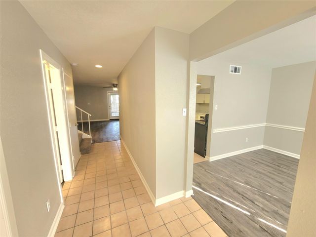 5920 Arncliffe Drive, Houston, TX 77088