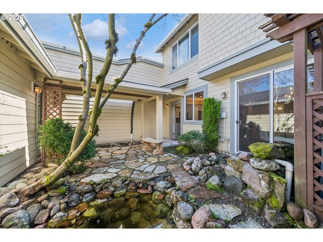 6715 Ne ROSEBAY Dr, Hillsboro, OR 97124