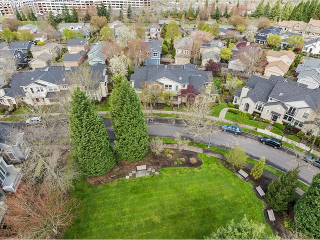 6715 Ne ROSEBAY Dr, Hillsboro, OR 97124