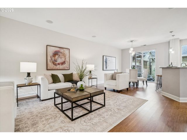 6715 Ne ROSEBAY Dr, Hillsboro, OR 97124