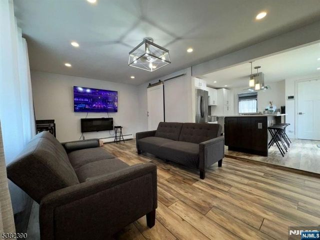 1616 Ford, South Plainfield, NJ 07080