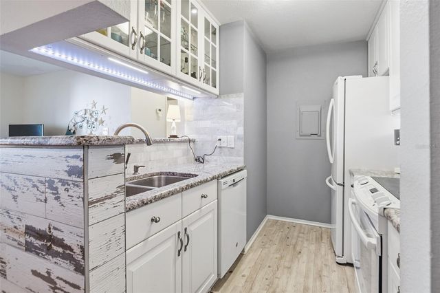 1400 GANDY BOULEVARD N 113, St Petersburg, FL 33702