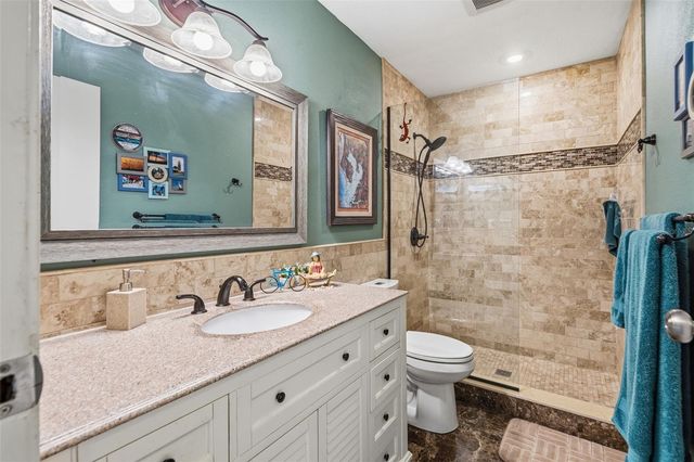 1400 GANDY BOULEVARD N 113, St Petersburg, FL 33702