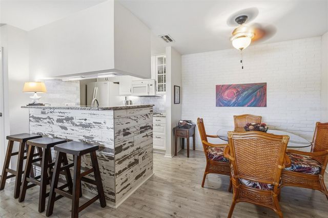 1400 GANDY BOULEVARD N 113, St Petersburg, FL 33702