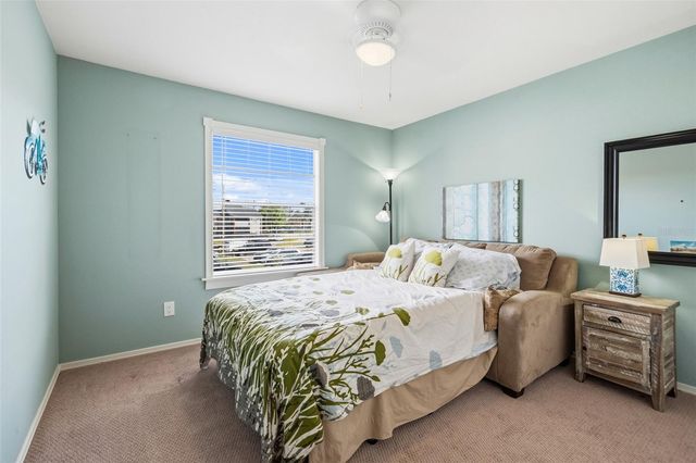 1400 GANDY BOULEVARD N 113, St Petersburg, FL 33702