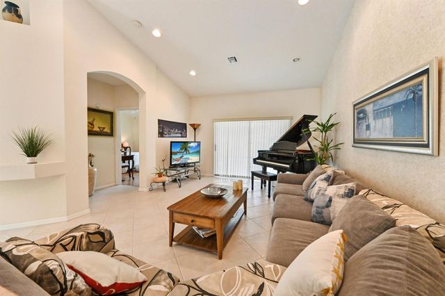 6077 Lake Hibiscus Drive, Delray Beach, FL 33484