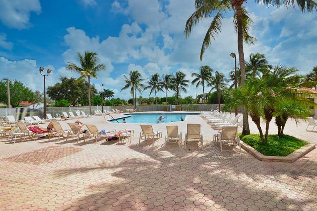 6077 Lake Hibiscus Drive, Delray Beach, FL 33484