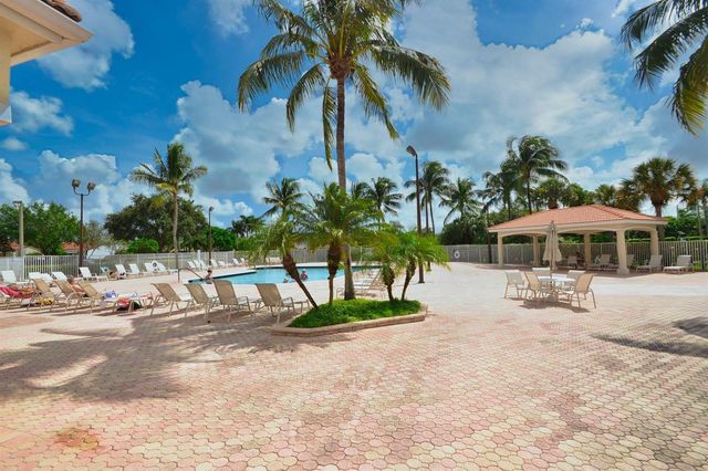6077 Lake Hibiscus Drive, Delray Beach, FL 33484