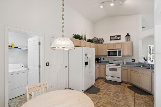 301 TROON CIRCLE, Davenport, FL 33897