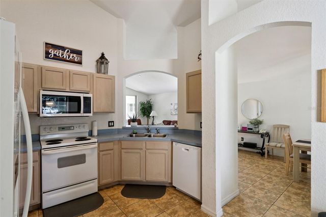 301 TROON CIRCLE, Davenport, FL 33897