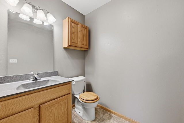 7844 Lakeview ROAD, Waterford, WI 53185