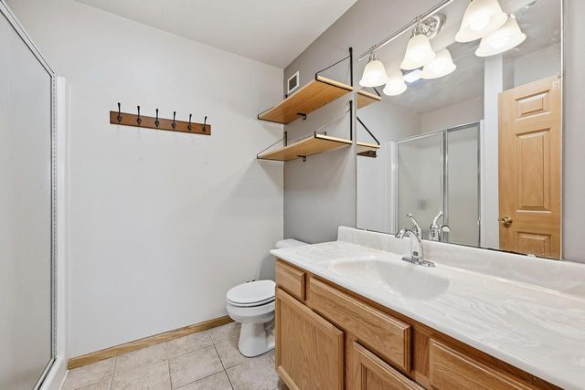 7844 Lakeview ROAD, Waterford, WI 53185