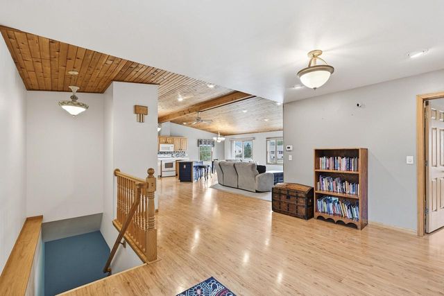 7844 Lakeview ROAD, Waterford, WI 53185