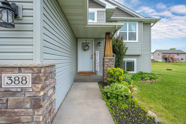 388 Dakota Avenue, Roberts, WI 54023