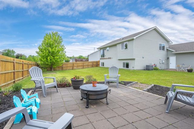 388 Dakota Avenue, Roberts, WI 54023