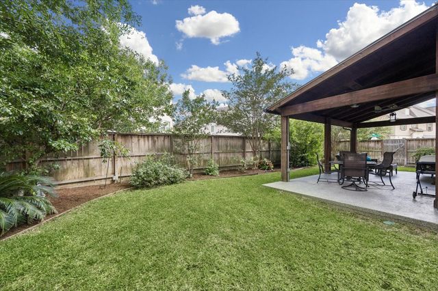 1018 Shepherd Oaks Drive, Houston, TX 77018