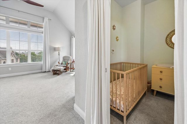 1018 Shepherd Oaks Drive, Houston, TX 77018