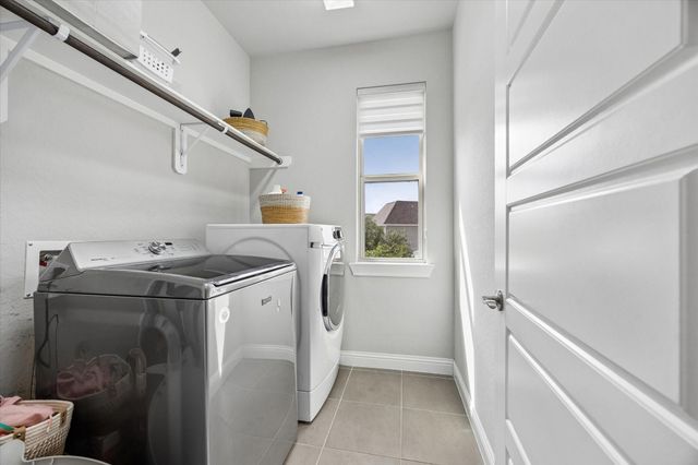 1018 Shepherd Oaks Drive, Houston, TX 77018