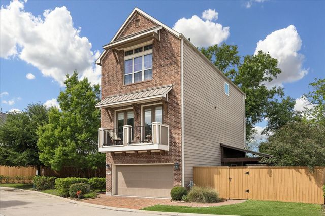 1018 Shepherd Oaks Drive, Houston, TX 77018