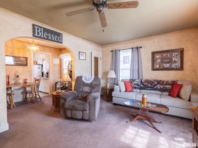 2511 W DOWNS Circle, West Peoria, IL 61604