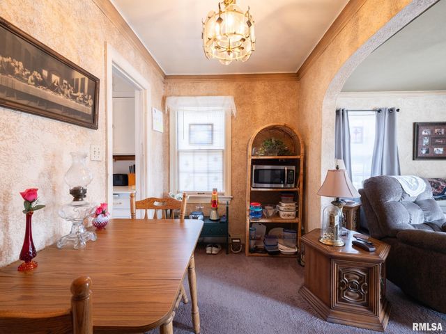 2511 W DOWNS Circle, West Peoria, IL 61604