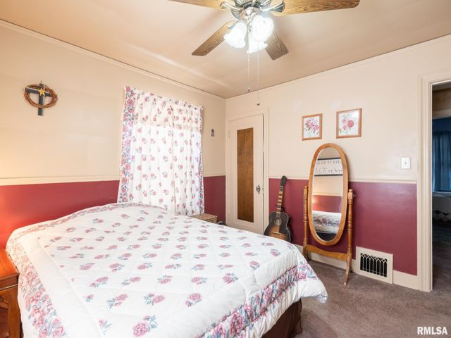 2511 W DOWNS Circle, West Peoria, IL 61604