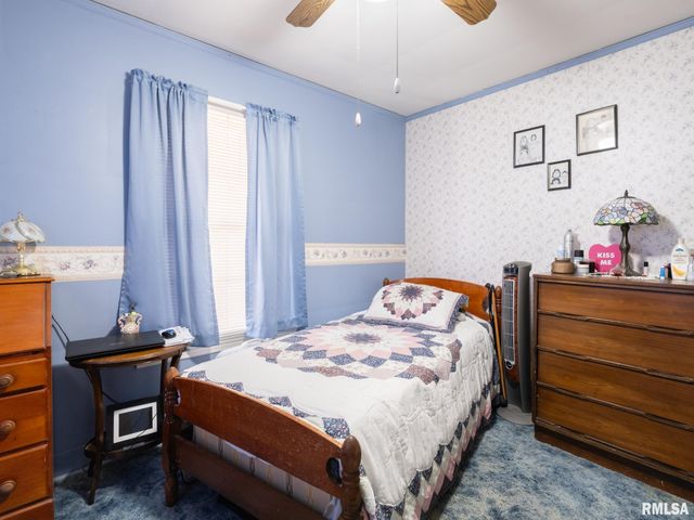 2511 W DOWNS Circle, West Peoria, IL 61604