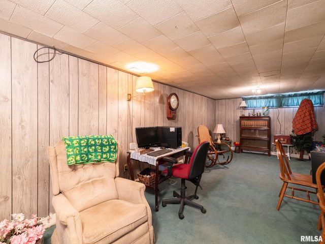 2511 W DOWNS Circle, West Peoria, IL 61604