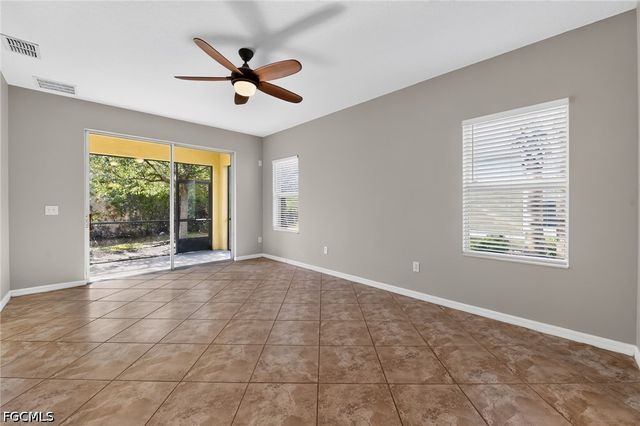 1717 Trailwater ST, Ruskin, FL 33570