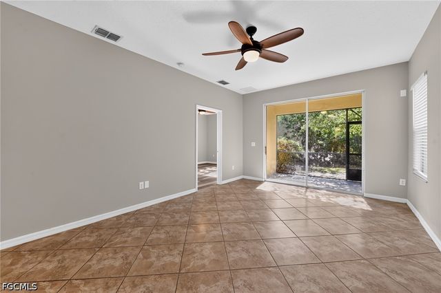 1717 Trailwater ST, Ruskin, FL 33570