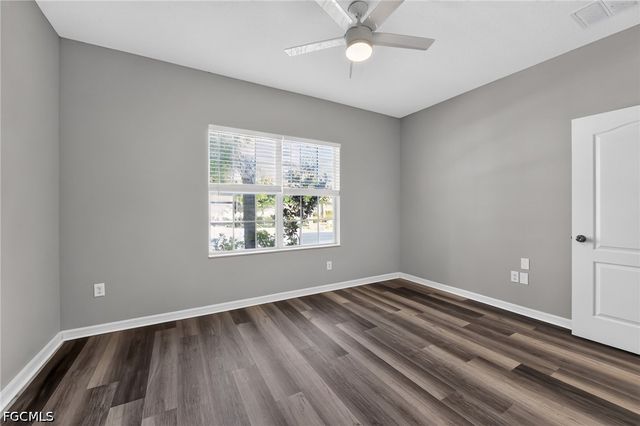 1717 Trailwater ST, Ruskin, FL 33570