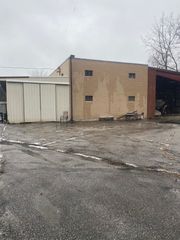 220 Engelhardt Drive, Bay City, MI 48706