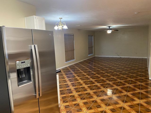 4026 Clayton Bend Court, Houston, TX 77082