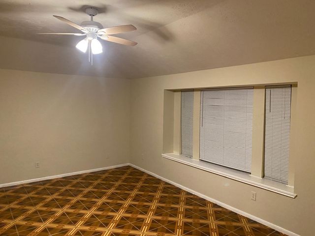 4026 Clayton Bend Court, Houston, TX 77082