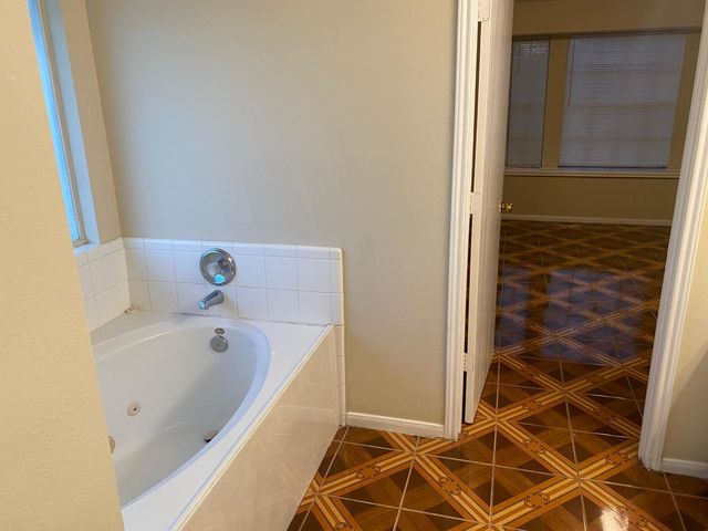 4026 Clayton Bend Court, Houston, TX 77082