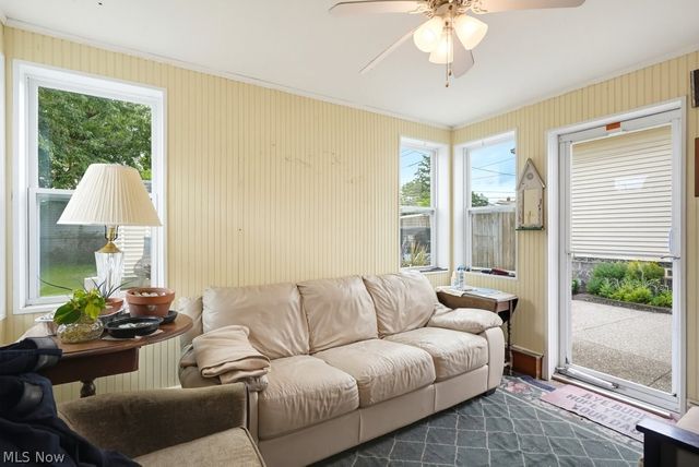 4112 W 158th Street, Cleveland, OH 44135