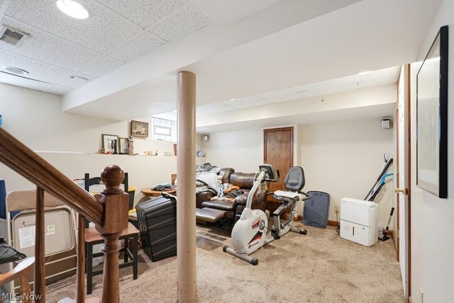 4112 W 158th Street, Cleveland, OH 44135