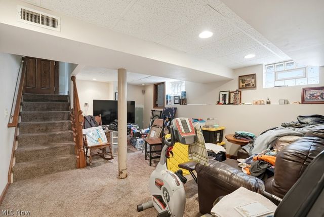 4112 W 158th Street, Cleveland, OH 44135